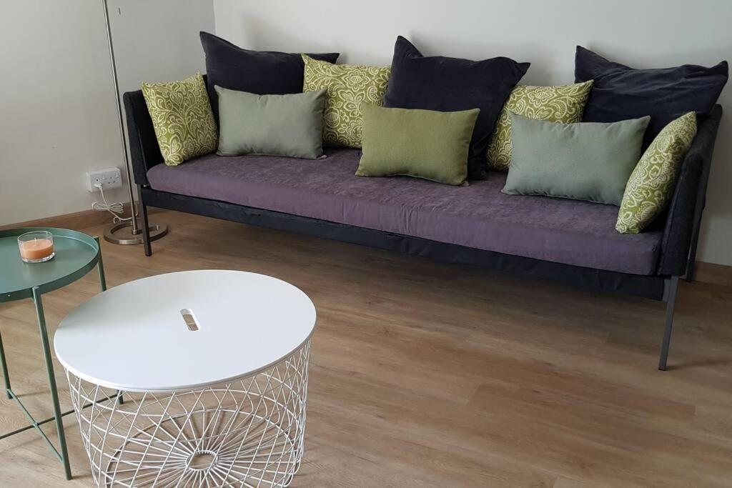 Porte Du Bonheur - Freshly Renovated 2 Bedrooms Flat - 50m From *